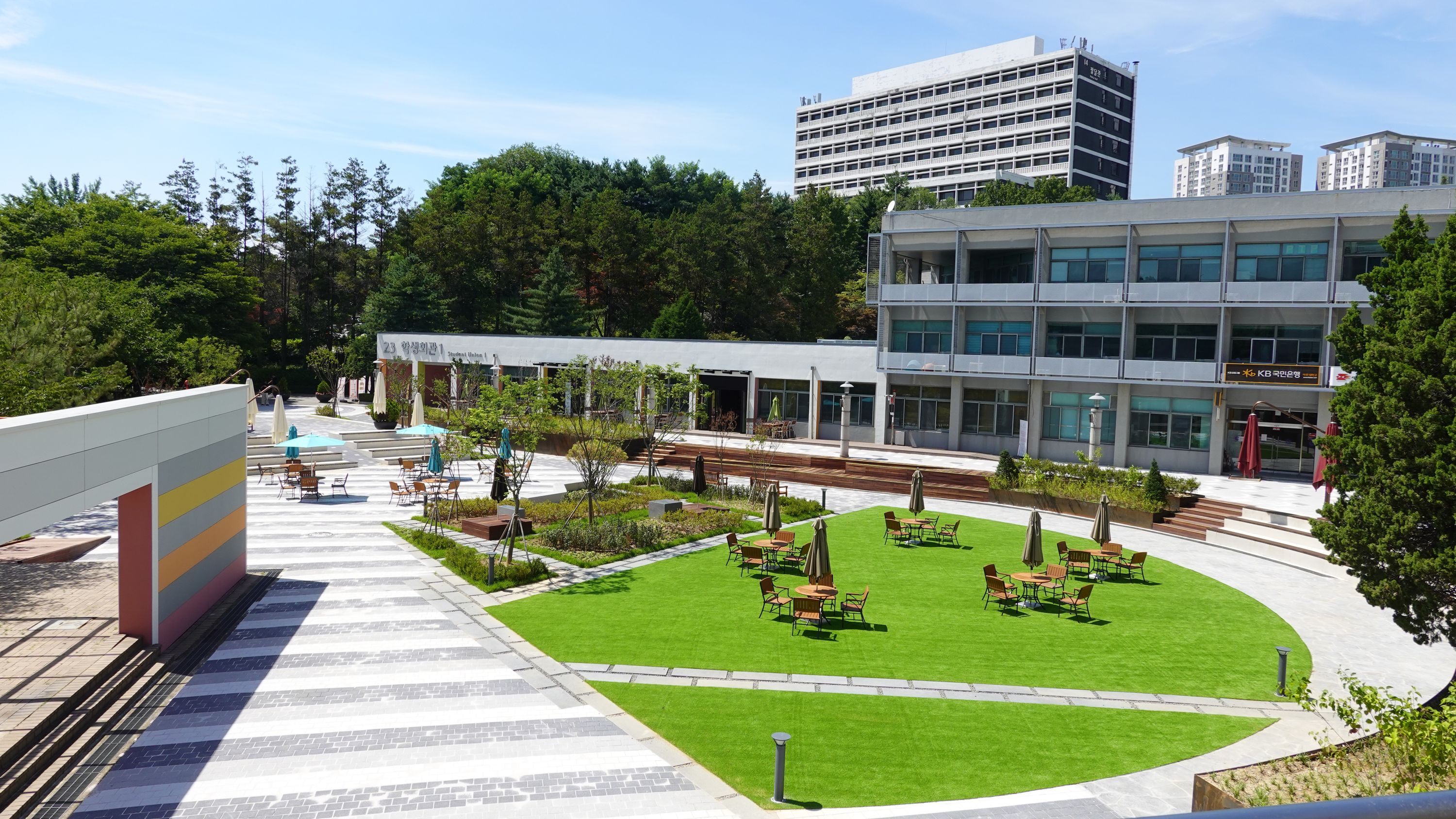 បរិវេណ Ajou University
