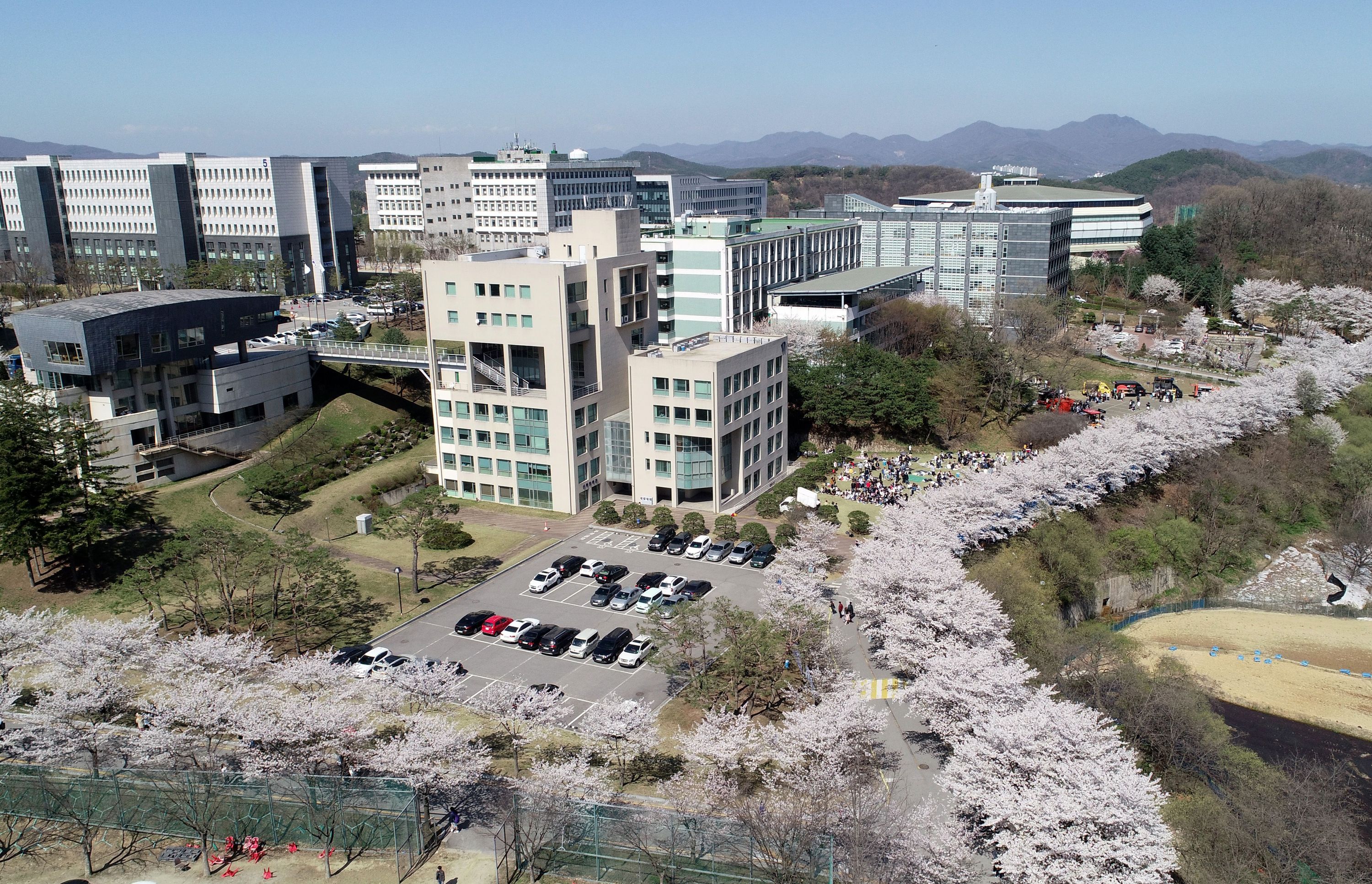 Кампус Myongji University Humanities Campus